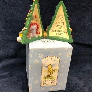 Classic " Winnie the Pooh" Christmas hinged scene